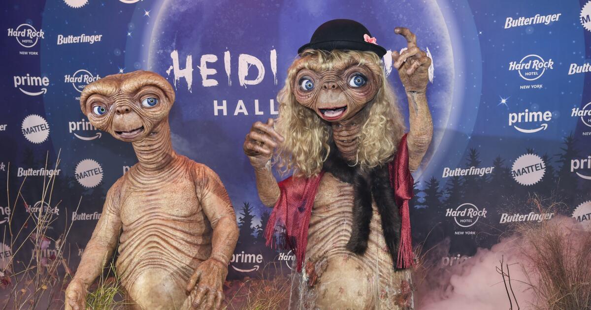 Heidi Klum is always extra on Halloween. This year she was E.T. the Extra-Terrestrial