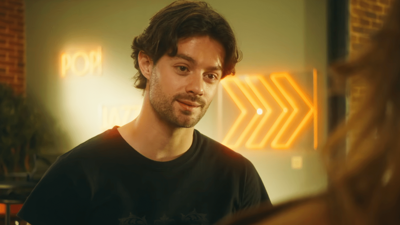 [EXCLU] Julian dépassé par ses mensonges dans Tout pour la lumière, Alex Doux se confie sur cette intrigue intense